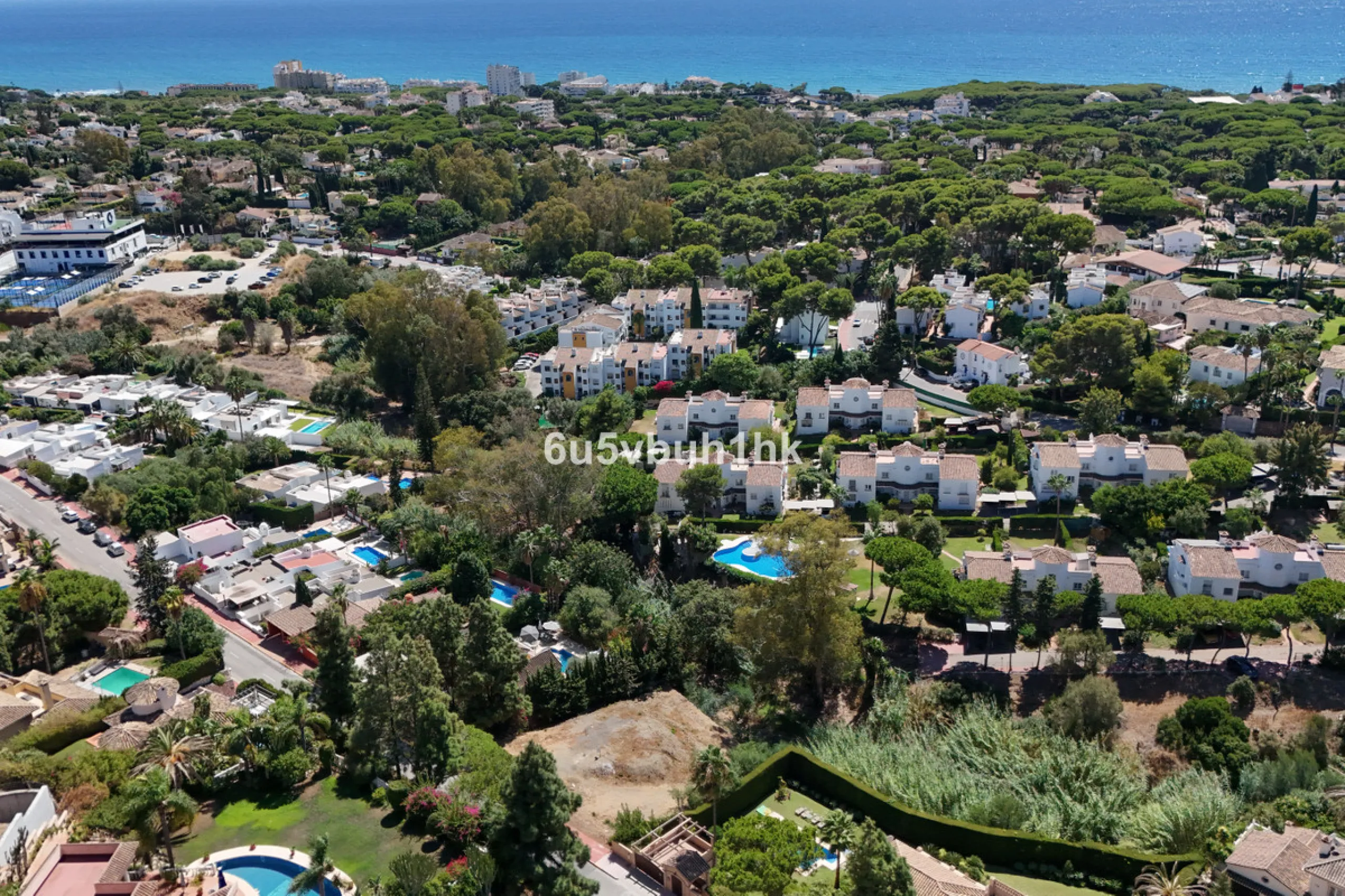 1,000 m² Plot Ready to Build – Villa with Pool, Parking & Gardens