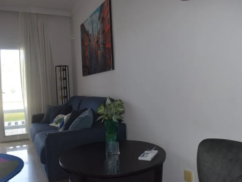 Apartment - Ground Floor Apartment в продаже в Marbella, Málaga. В доме 2 спален и 2 ванных комнат. Площадь дома 96 м²