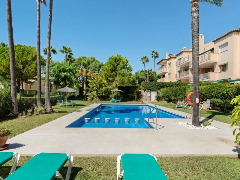 This stunning, fully furnished ground floor apartment offers 3 bedrooms and 2 bathrooms, located within a secure, gated development of just 18 residences. Residents enjoy access to two pristine swimming pools and beautifully maintained communal gardens.