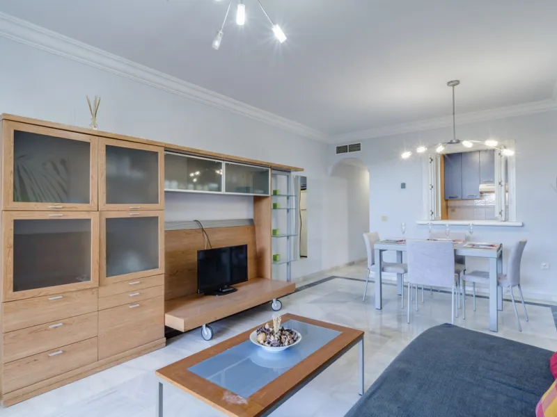 Situated within the prestigious Costa Nagüeles II gated community on the renowned Marbella Golden Mile, this ground floor apartment combines quality and lifestyle in one of the most sought-after locations on the Costa Del Sol. Offering an exceptional Medi
