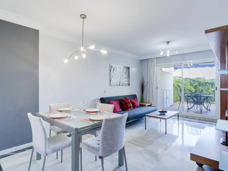 Situated within the prestigious Costa Nagüeles II gated community on the renowned Marbella Golden Mile, this ground floor apartment combines quality and lifestyle in one of the most sought-after locations on the Costa Del Sol. Offering an exceptional Medi