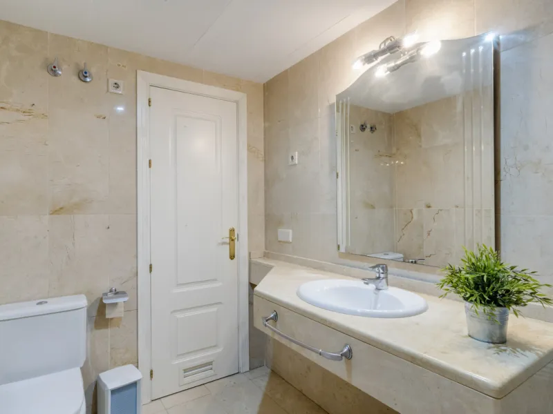 Situated within the prestigious Costa Nagüeles II gated community on the renowned Marbella Golden Mile, this ground floor apartment combines quality and lifestyle in one of the most sought-after locations on the Costa Del Sol. Offering an exceptional Medi