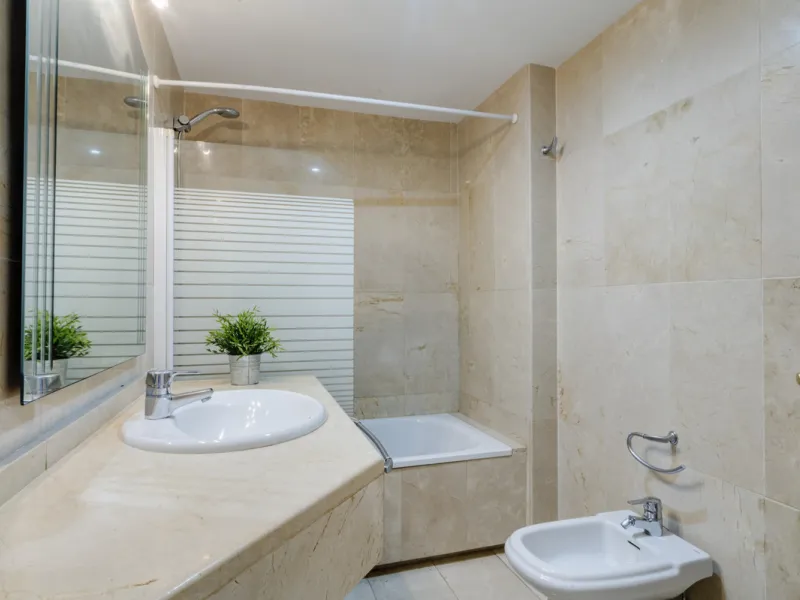 Situated within the prestigious Costa Nagüeles II gated community on the renowned Marbella Golden Mile, this ground floor apartment combines quality and lifestyle in one of the most sought-after locations on the Costa Del Sol. Offering an exceptional Medi
