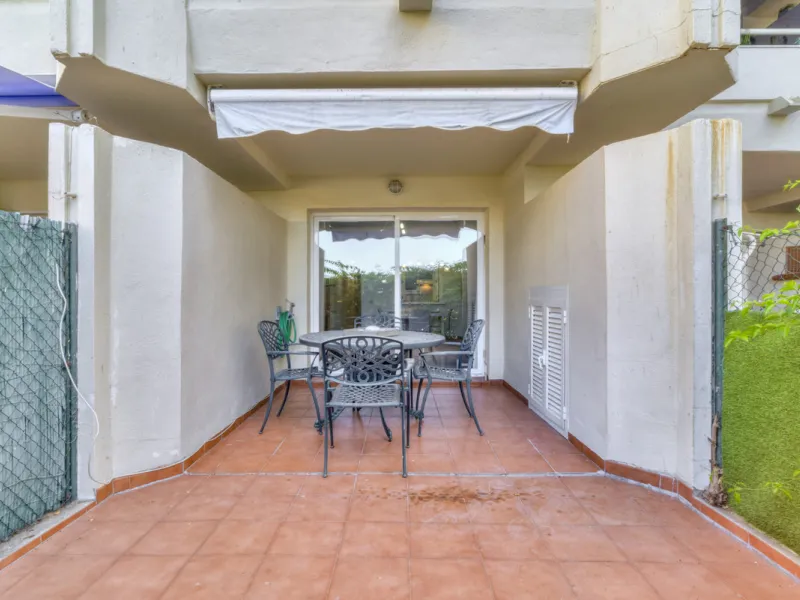 Situated within the prestigious Costa Nagüeles II gated community on the renowned Marbella Golden Mile, this ground floor apartment combines quality and lifestyle in one of the most sought-after locations on the Costa Del Sol. Offering an exceptional Medi