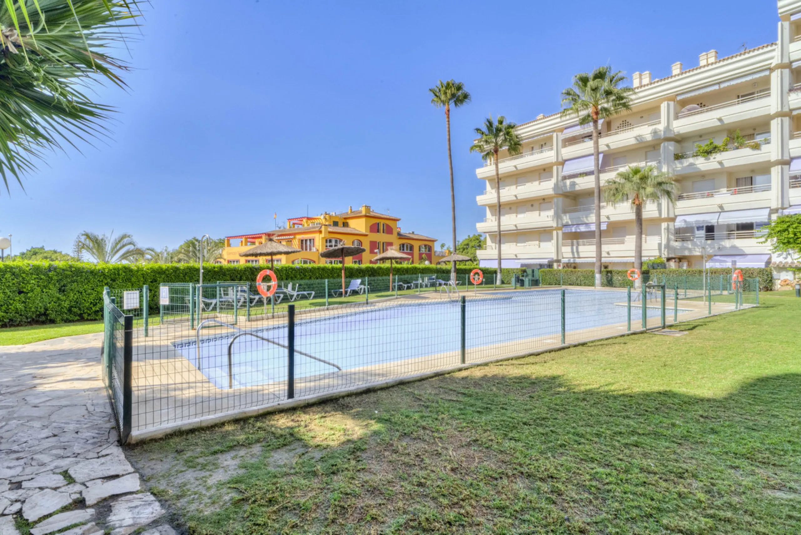 Situated within the prestigious Costa Nagüeles II gated community on the renowned Marbella Golden Mile, this ground floor apartment combines quality and lifestyle in one of the most sought-after locations on the Costa Del Sol. Offering an exceptional Medi