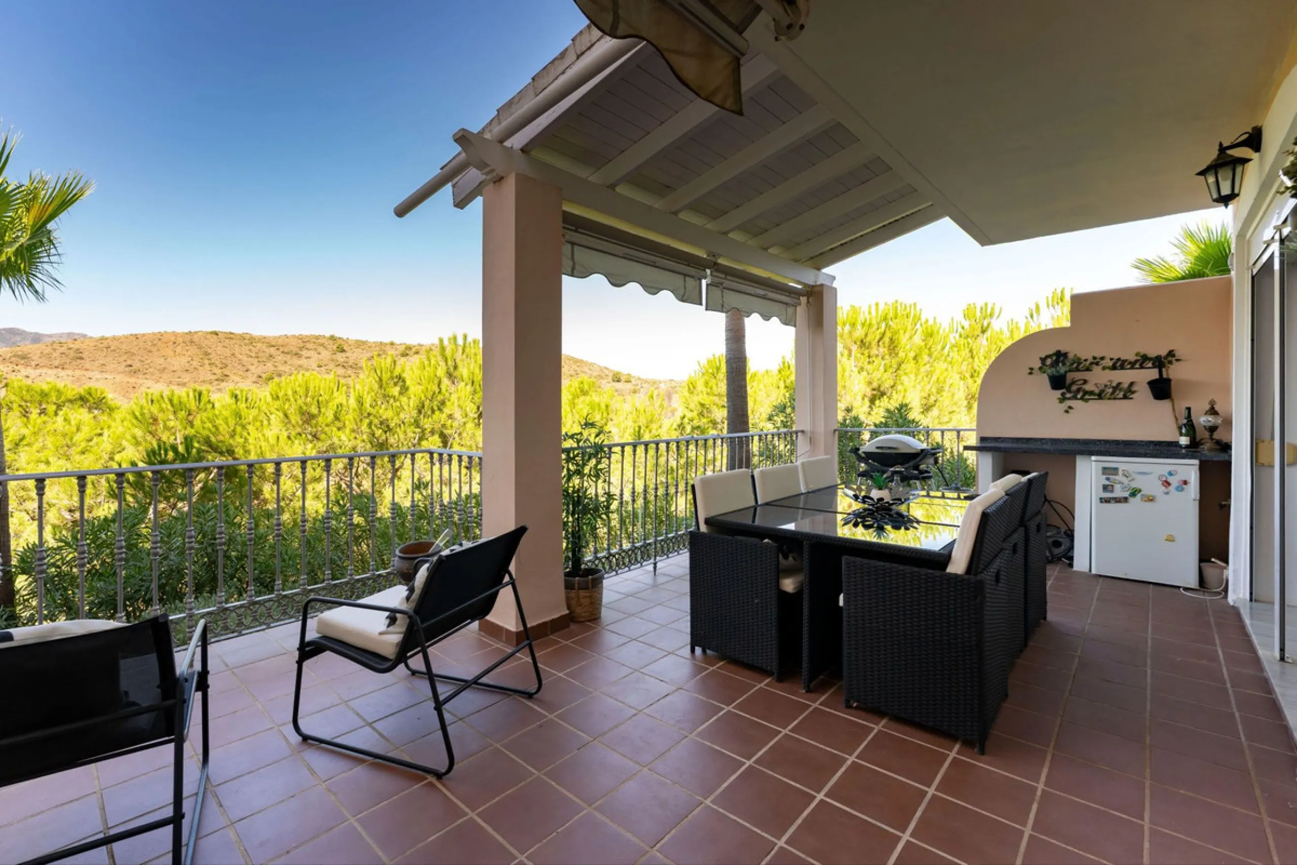 House - Townhouse в продаже в Alhaurín el Grande, Málaga. В доме 3 спален и 3 ванных комнат. Площадь дома 145 м²