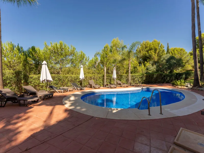 House - Townhouse в продаже в Alhaurín el Grande, Málaga. В доме 3 спален и 3 ванных комнат. Площадь дома 145 м²