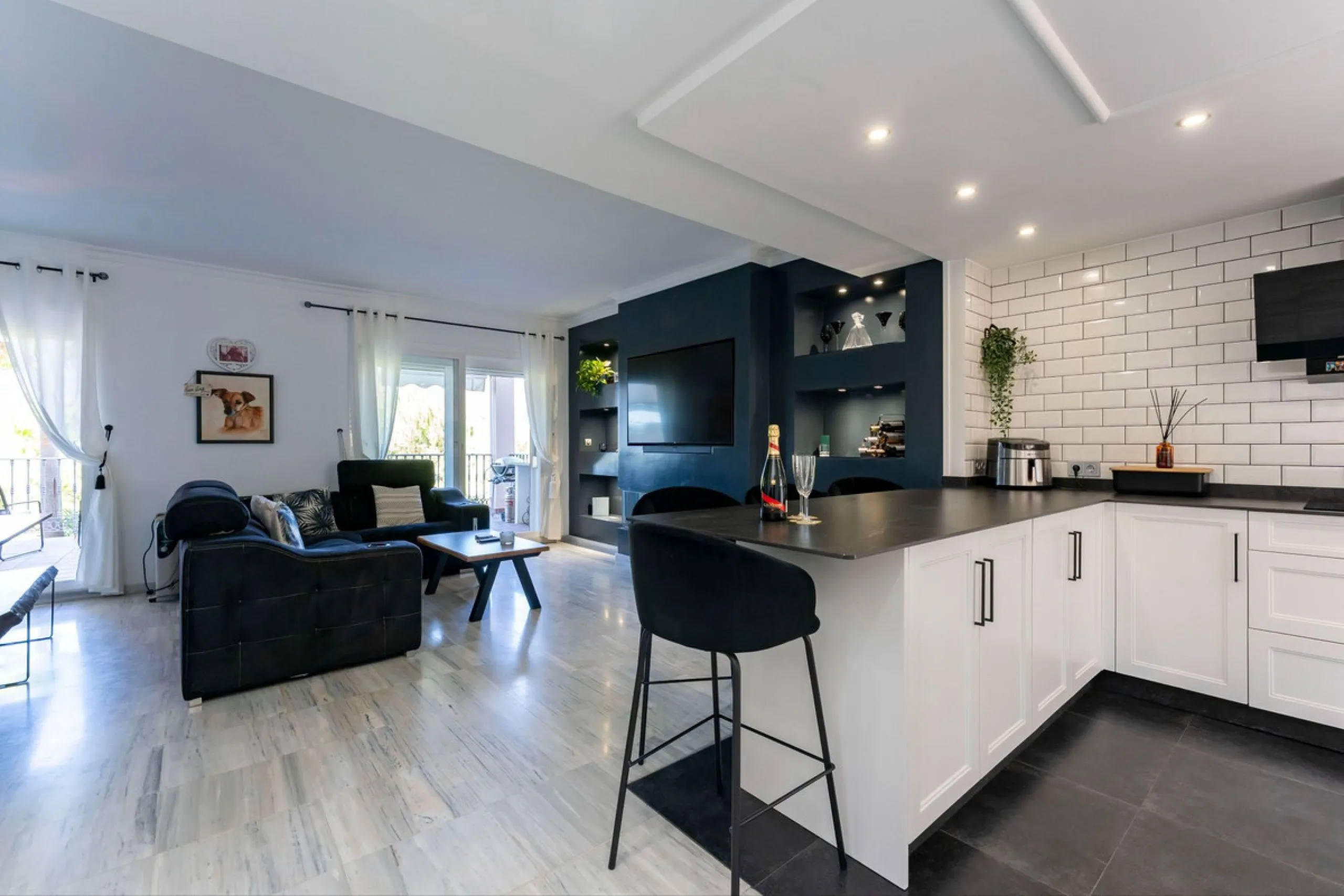 House - Townhouse в продаже в Alhaurín el Grande, Málaga. В доме 3 спален и 3 ванных комнат. Площадь дома 145 м²