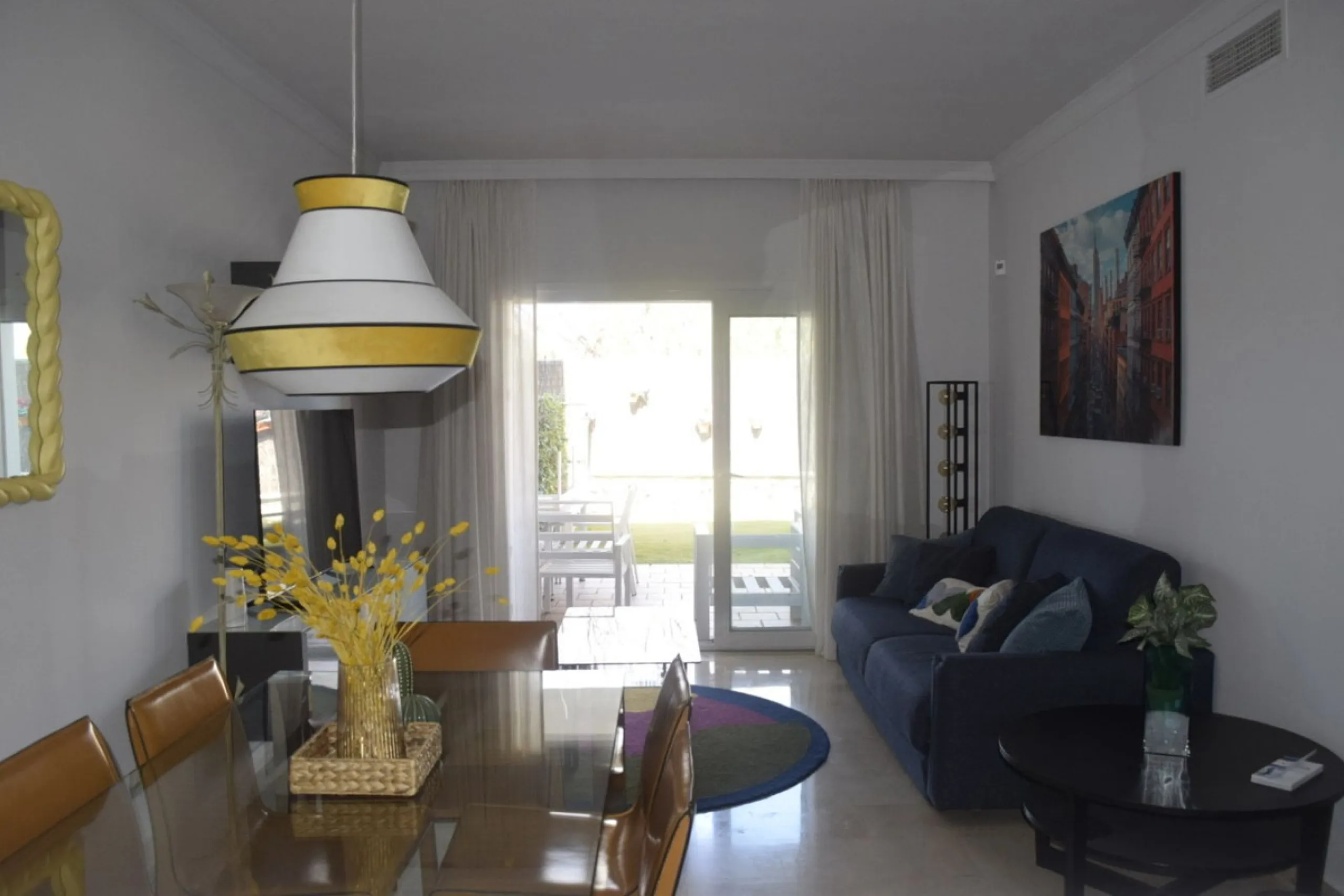 Apartment - Ground Floor Apartment в продаже в Marbella, Málaga. В доме 2 спален и 2 ванных комнат. Площадь дома 96 м²