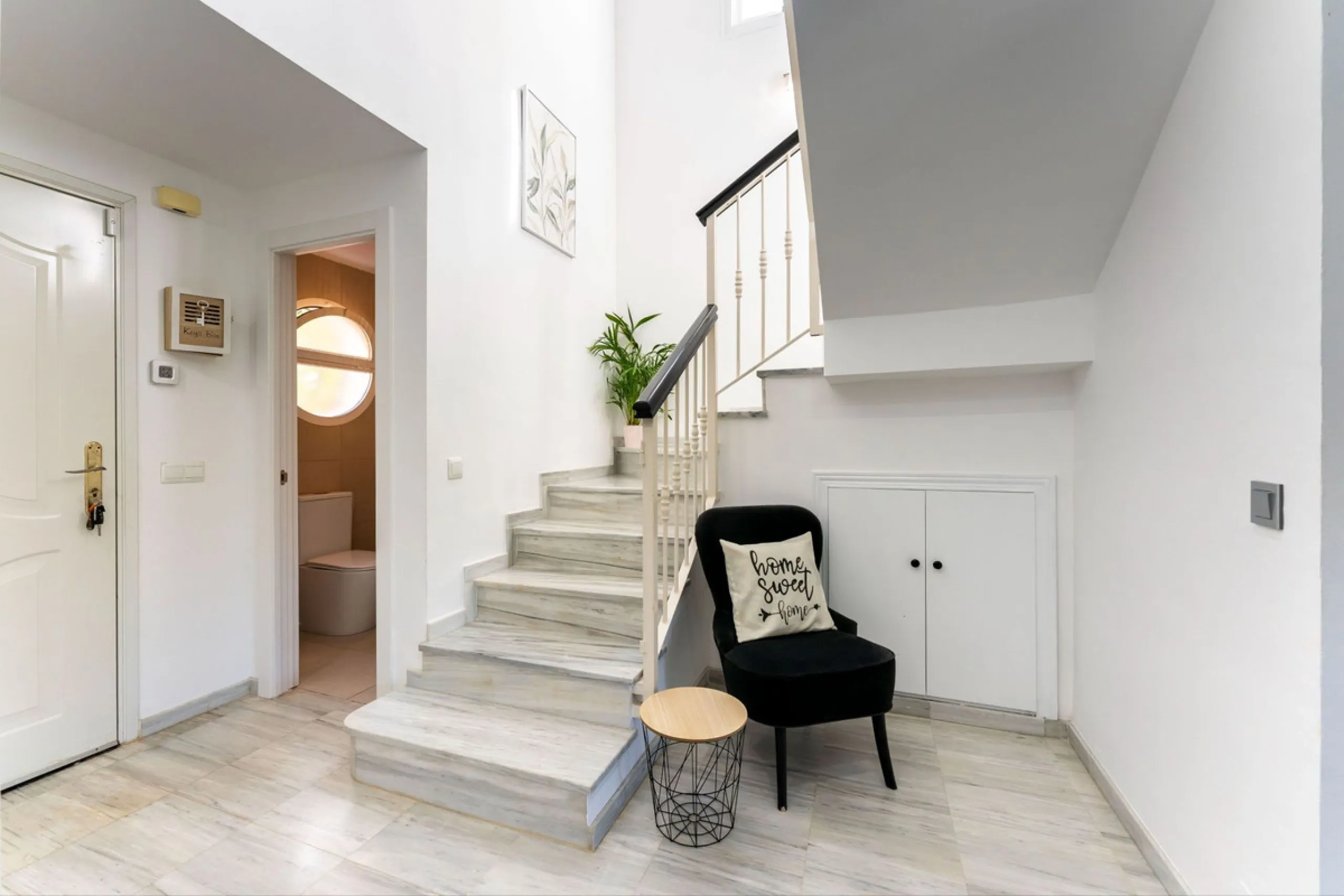House - Townhouse в продаже в Alhaurín el Grande, Málaga. В доме 3 спален и 3 ванных комнат. Площадь дома 145 м²