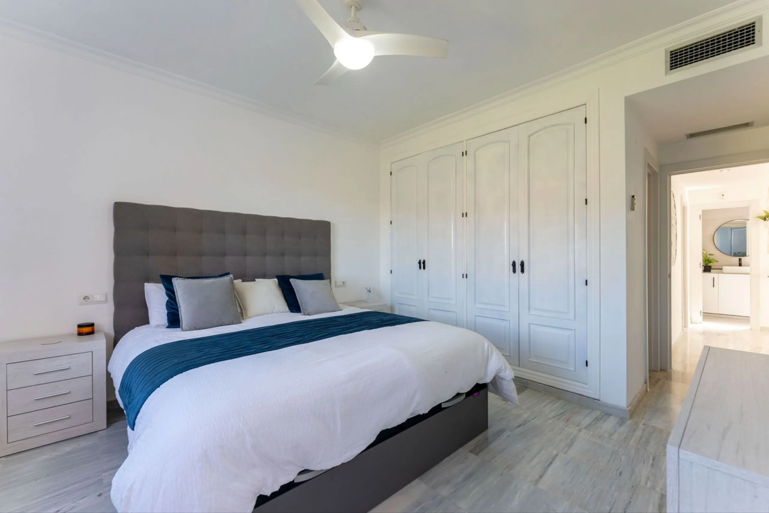 House - Townhouse в продаже в Alhaurín el Grande, Málaga. В доме 3 спален и 3 ванных комнат. Площадь дома 145 м²