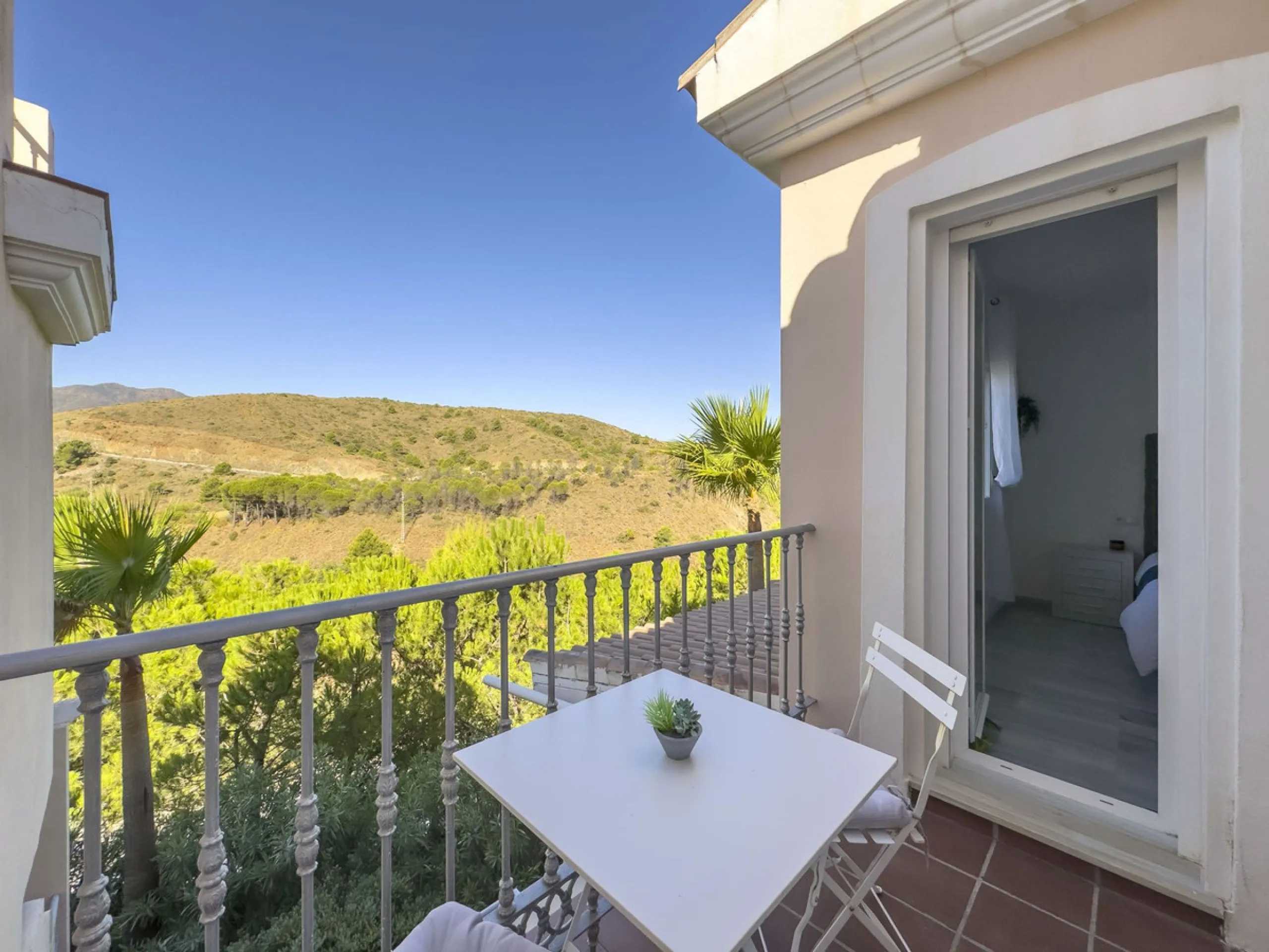 House - Townhouse в продаже в Alhaurín el Grande, Málaga. В доме 3 спален и 3 ванных комнат. Площадь дома 145 м²