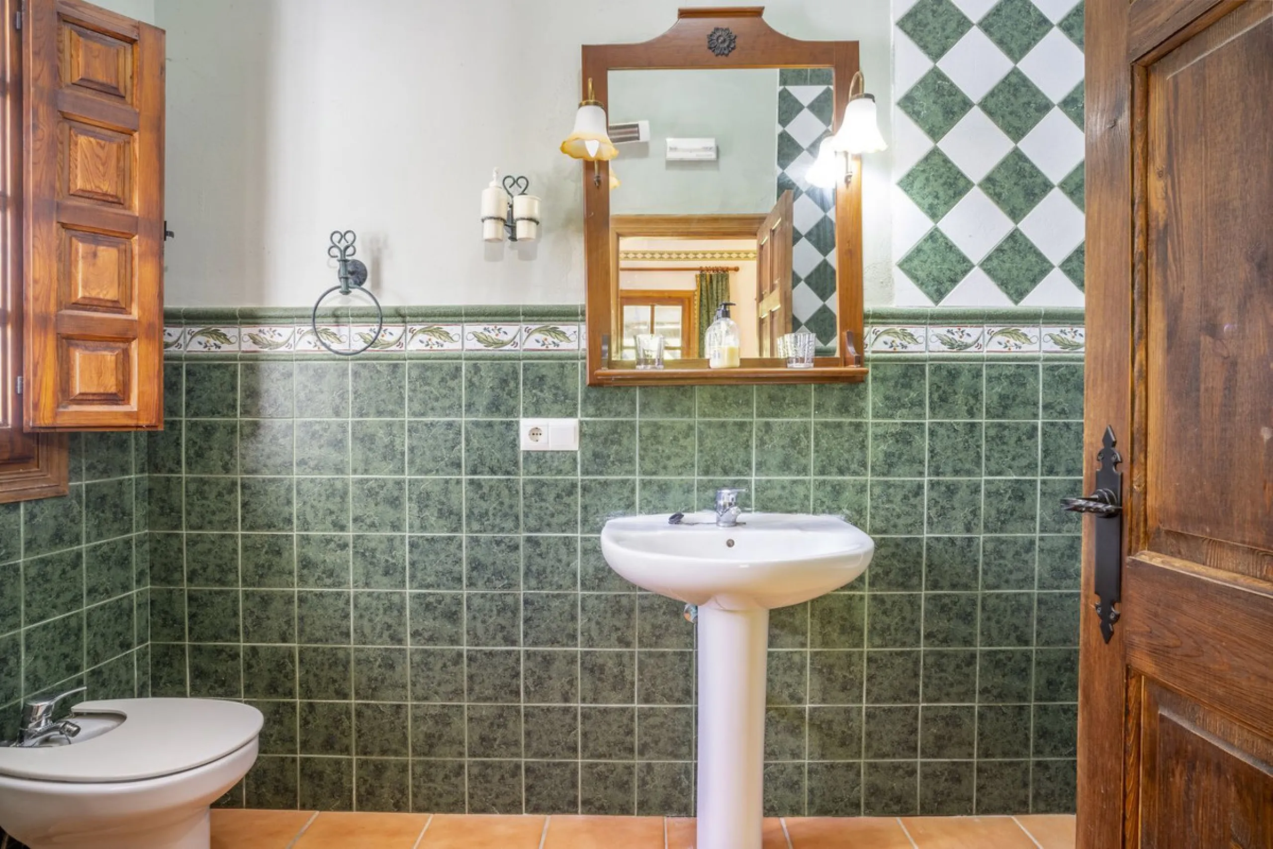 Make your dream a reality: Mill-Hotel in the Serranía de Ronda awaits its next chapter.