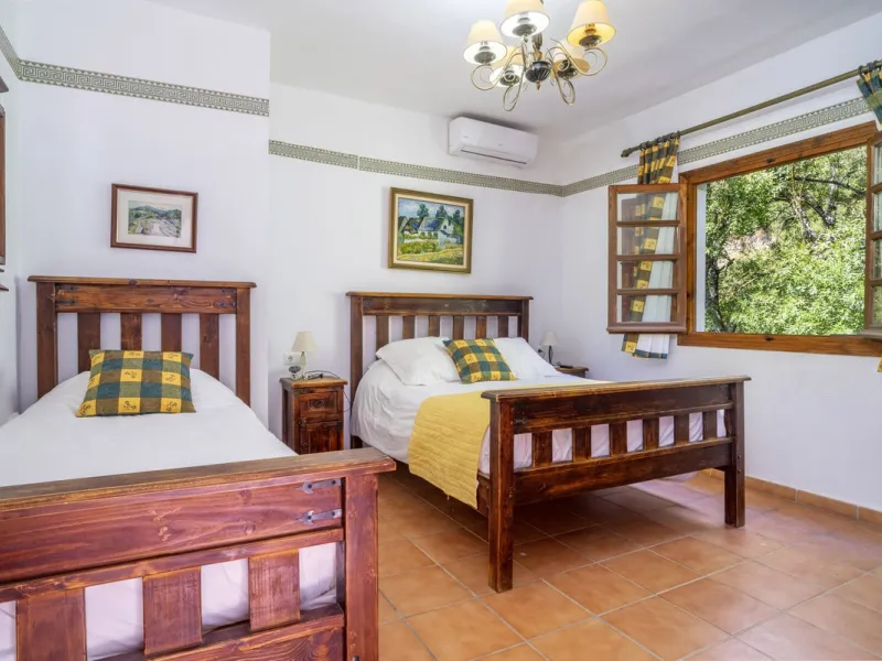 Make your dream a reality: Mill-Hotel in the Serranía de Ronda awaits its next chapter.
