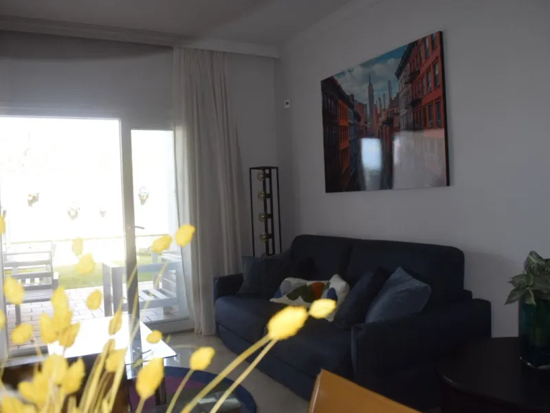 Apartment - Ground Floor Apartment в продаже в Marbella, Málaga. В доме 2 спален и 2 ванных комнат. Площадь дома 96 м²