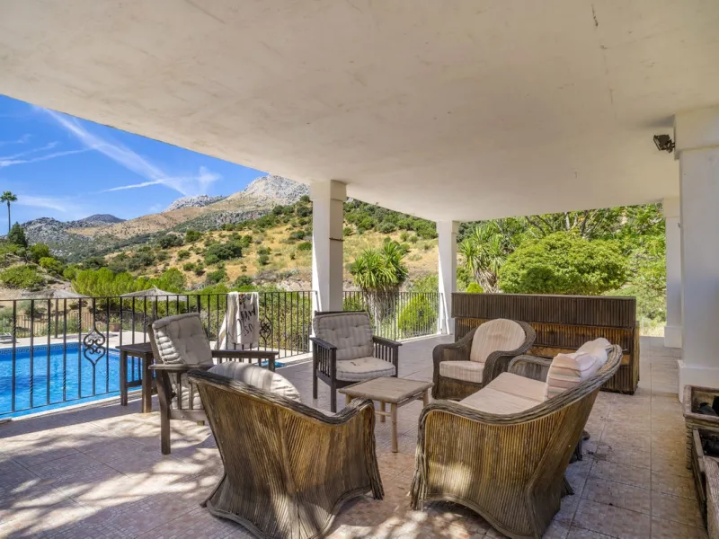 Make your dream a reality: Mill-Hotel in the Serranía de Ronda awaits its next chapter.