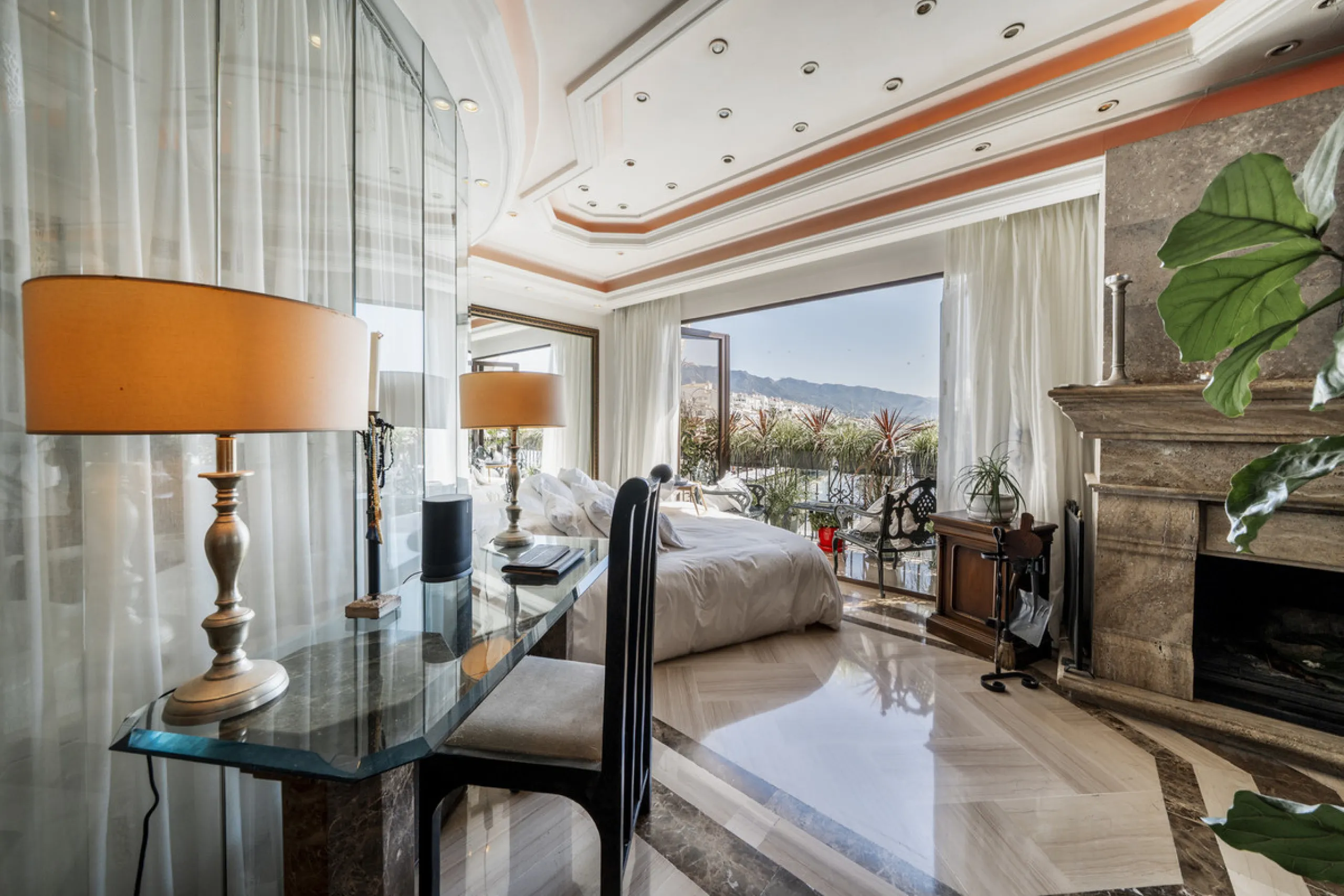 IN THE HEART OF PUERTO BANUS