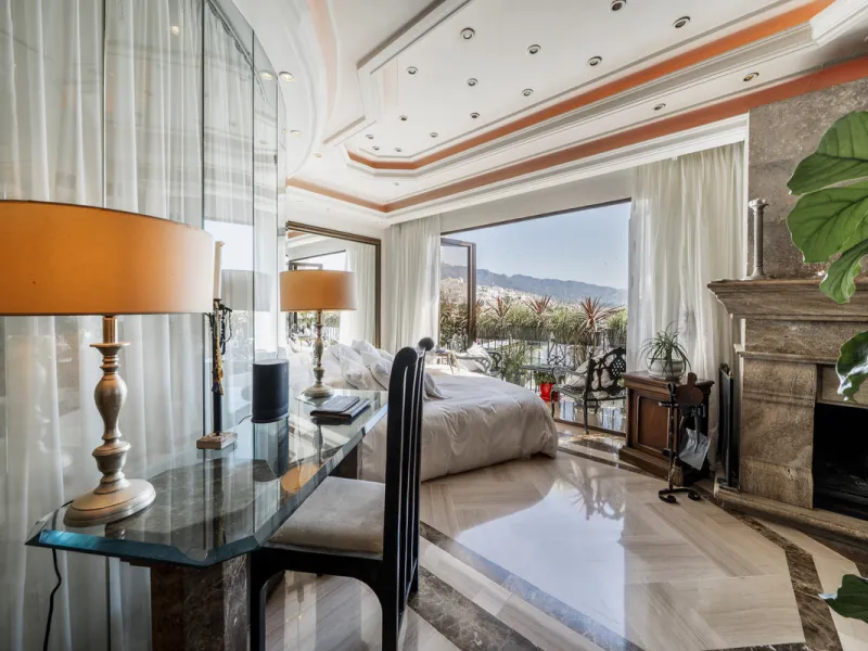 IN THE HEART OF PUERTO BANUS
