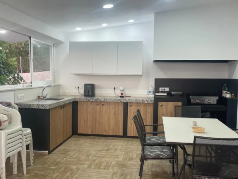 House - Detached Villa в продаже в Alhaurín el Grande, Málaga. В доме 1 спален и 1 ванных комнат. Площадь дома 137 м². Площадь участка 3758 м²