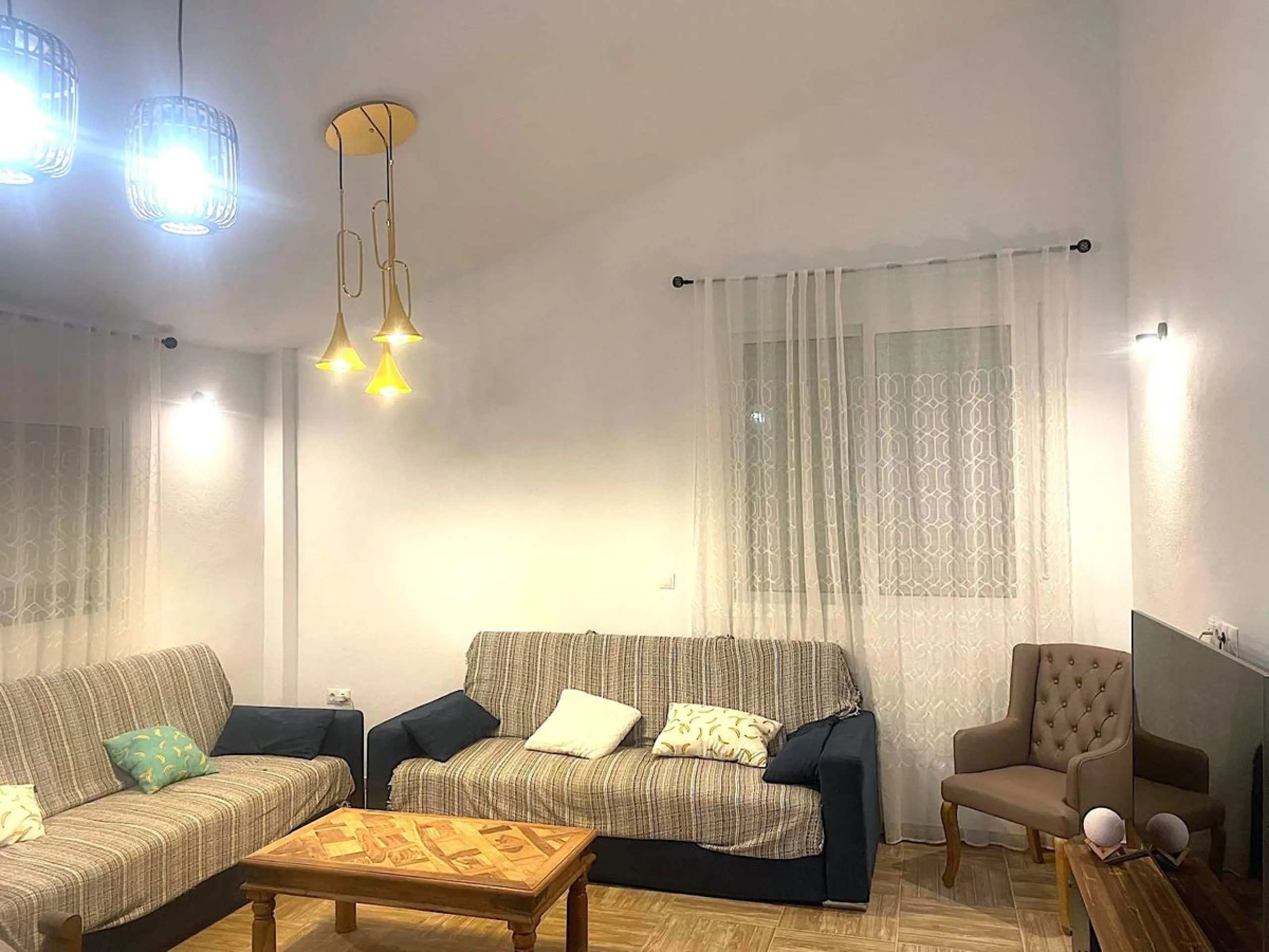 House - Detached Villa в продаже в Alhaurín el Grande, Málaga. В доме 1 спален и 1 ванных комнат. Площадь дома 137 м². Площадь участка 3758 м²
