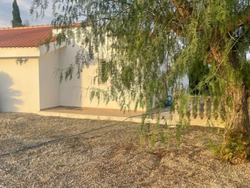 House - Detached Villa в продаже в Alhaurín el Grande, Málaga. В доме 1 спален и 1 ванных комнат. Площадь дома 137 м². Площадь участка 3758 м²