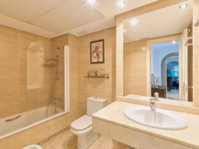 Апартамент нижний этаж, Marbella, Costa del Sol