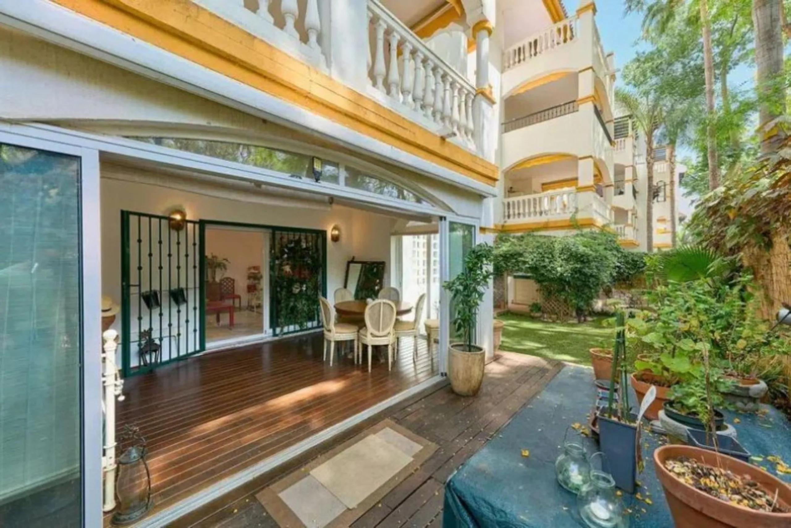 Апартамент нижний этаж, Marbella, Costa del Sol