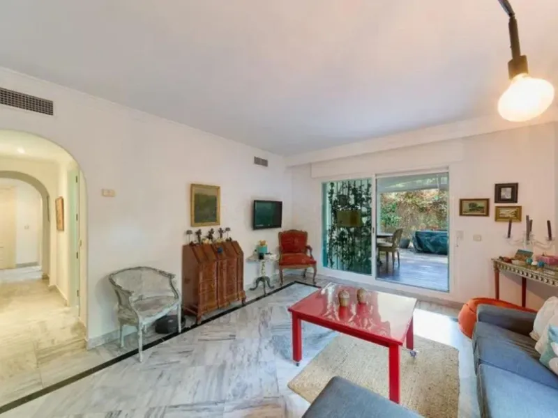 Апартамент нижний этаж, Marbella, Costa del Sol