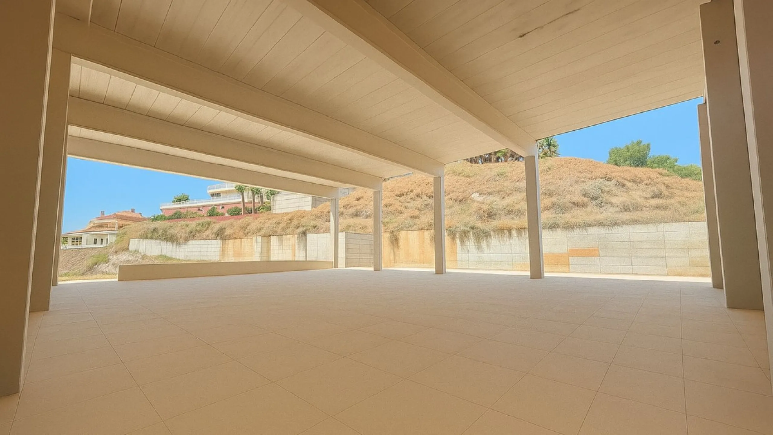Exceptional Investment Opportunity – Multi-Use Development in Benalmádena