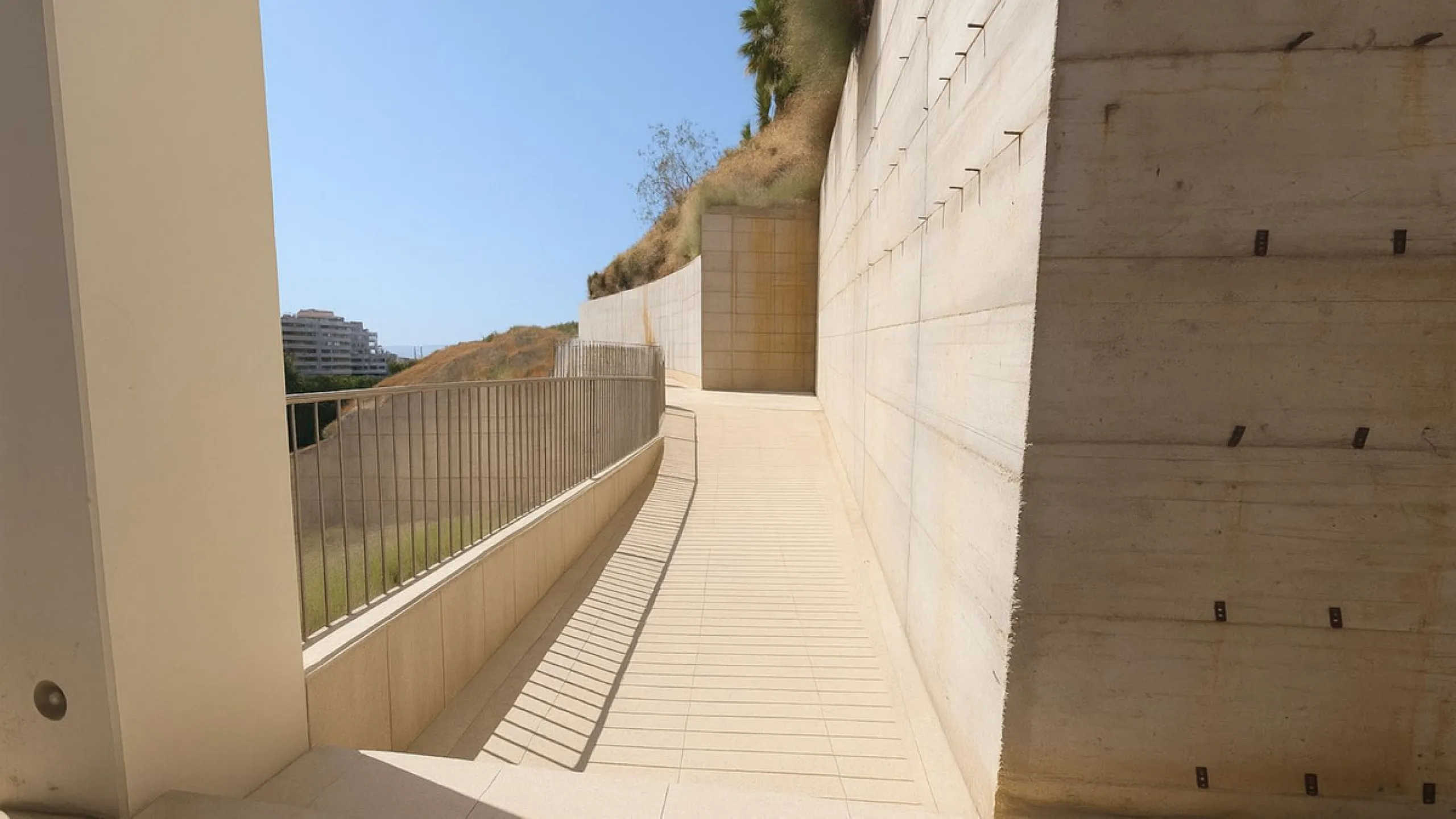 Exceptional Investment Opportunity – Multi-Use Development in Benalmádena