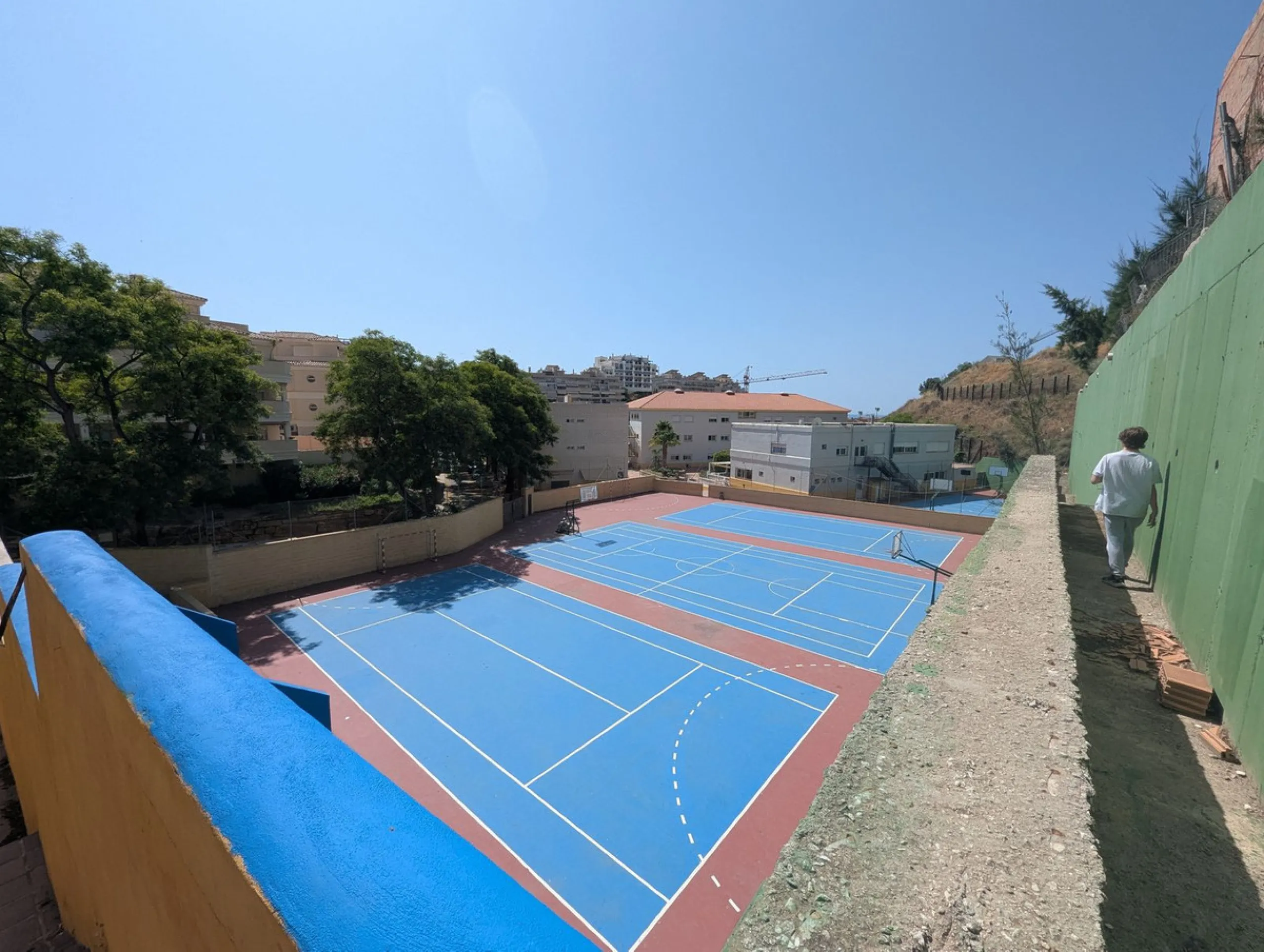 Exceptional Investment Opportunity – Multi-Use Development in Benalmádena