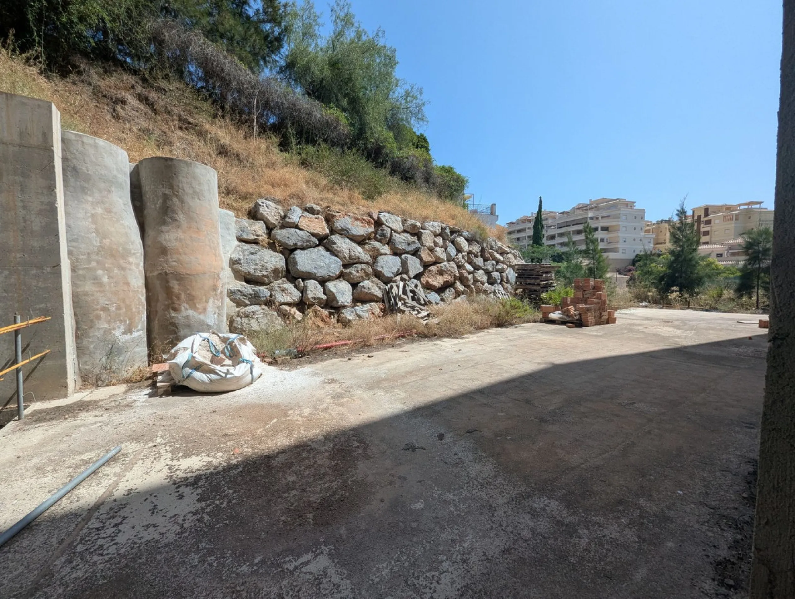Exceptional Investment Opportunity – Multi-Use Development in Benalmádena