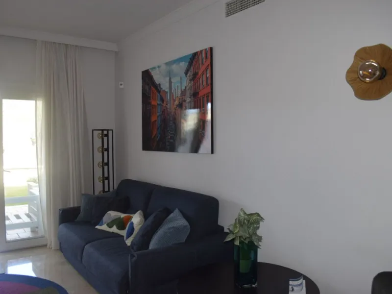 Apartment - Ground Floor Apartment в продаже в Marbella, Málaga. В доме 2 спален и 2 ванных комнат. Площадь дома 96 м²