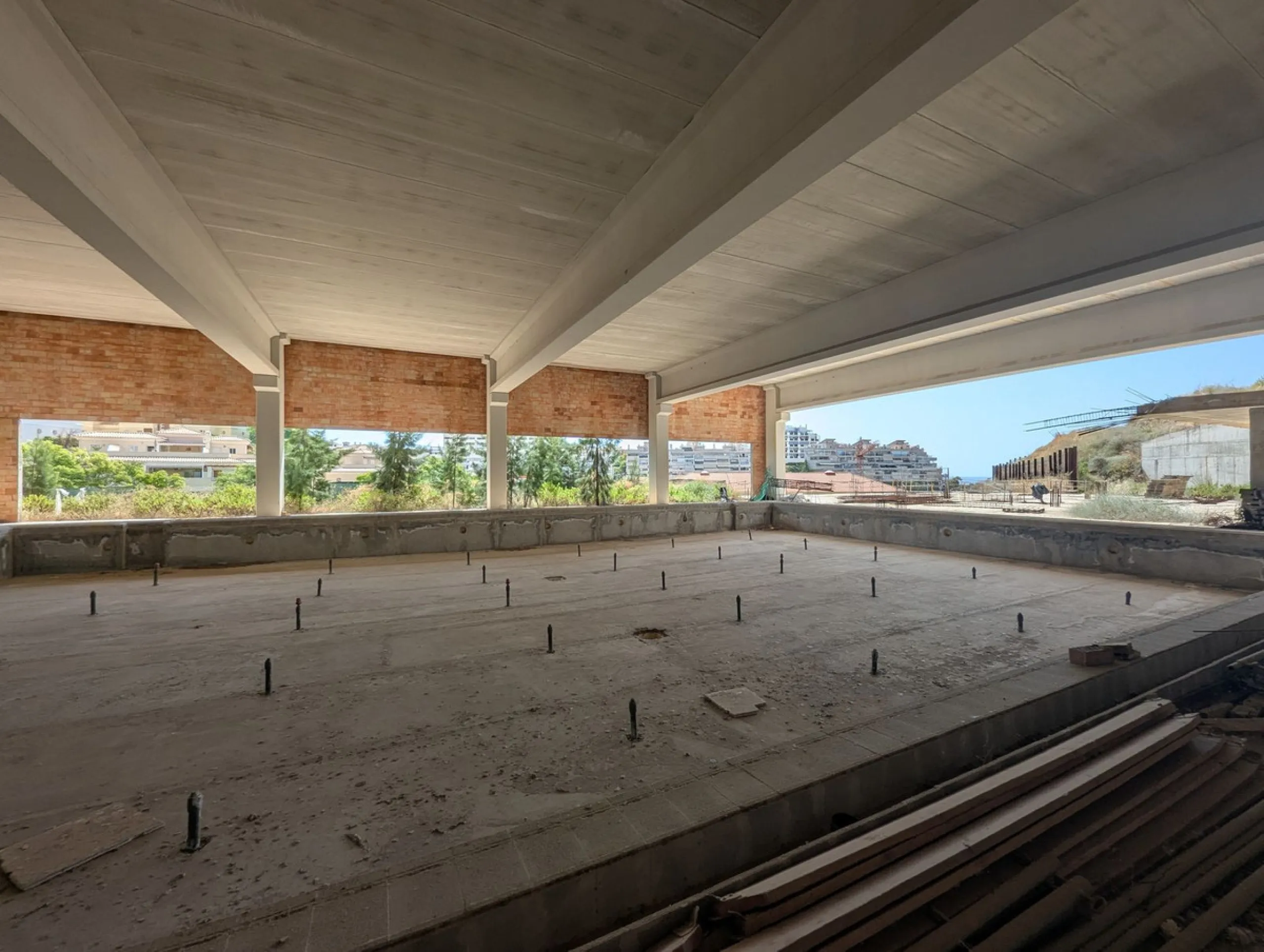 Exceptional Investment Opportunity – Multi-Use Development in Benalmádena