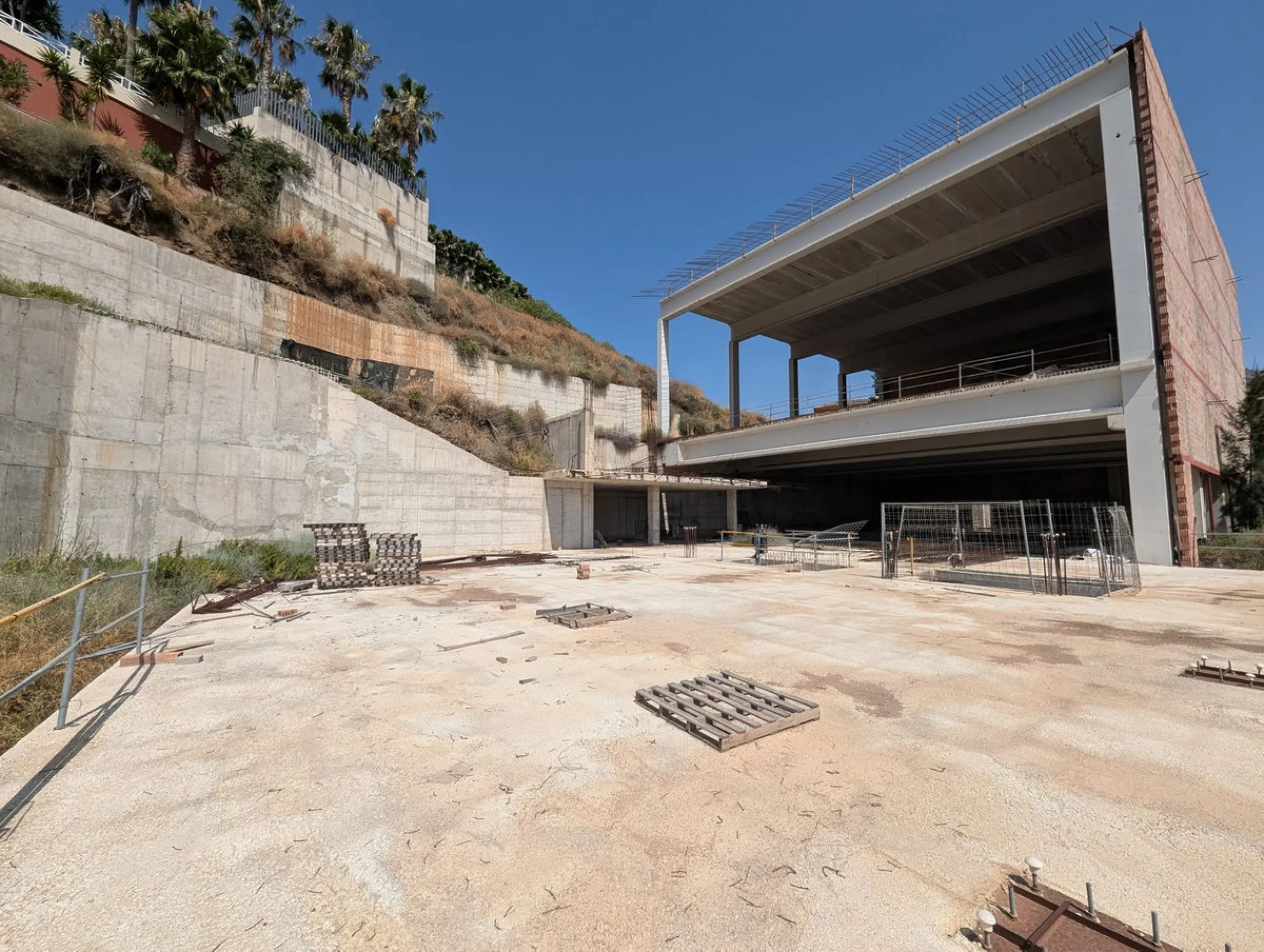 Exceptional Investment Opportunity – Multi-Use Development in Benalmádena