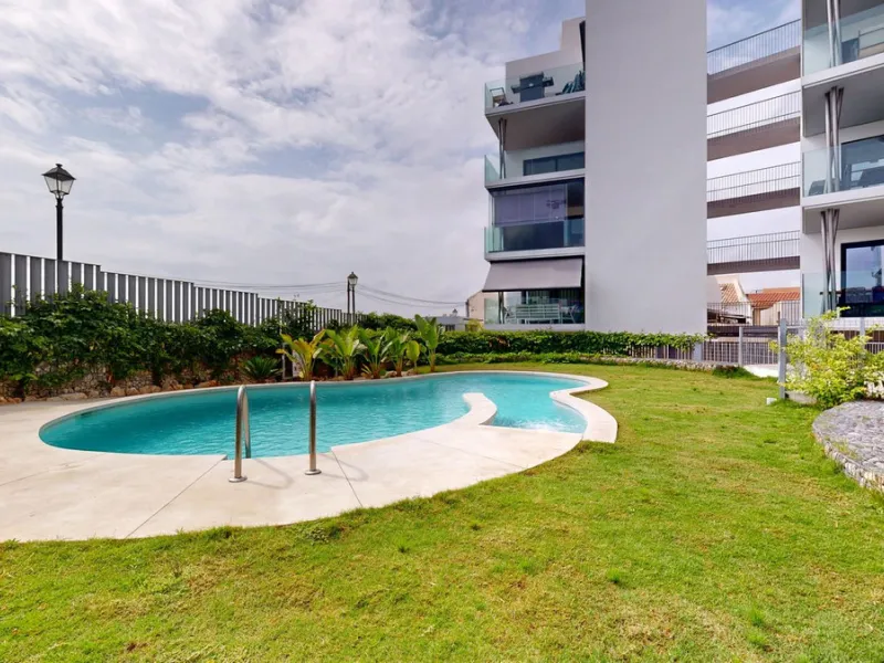 Charming Ground Floor Apartment with 3 Bedrooms in Garden Home, Los Pacos – Fuengirola. Has a Tourist License . ¡¡