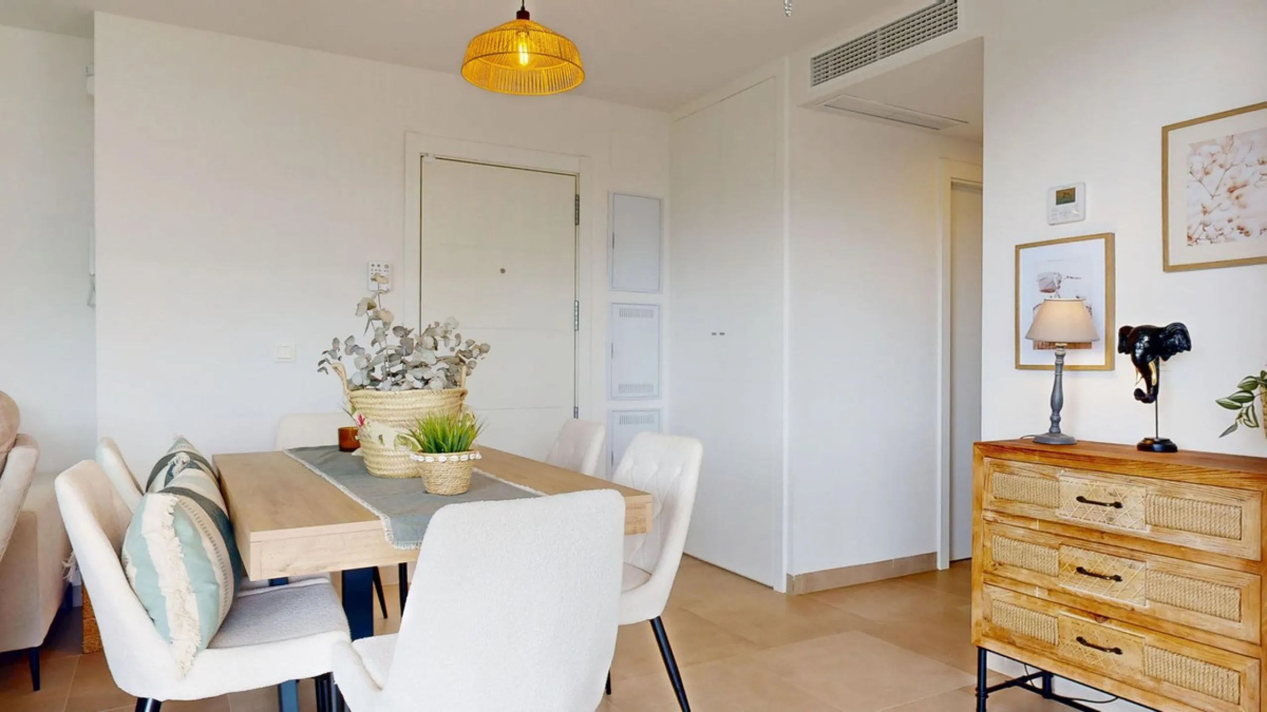 Charming Ground Floor Apartment with 3 Bedrooms in Garden Home, Los Pacos – Fuengirola. Has a Tourist License . ¡¡