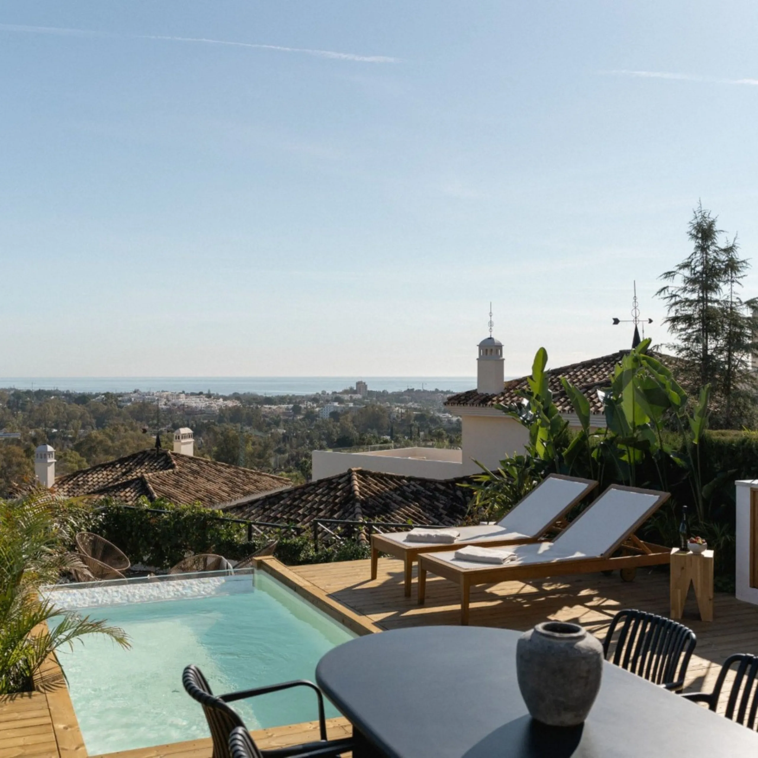 Stunning Luxury Apartment for Rent or Sale – Palacetes Los Belvederes, Nueva Andalucía
