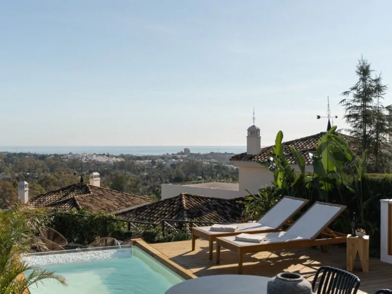 Stunning Luxury Apartment for Rent or Sale – Palacetes Los Belvederes, Nueva Andalucía
