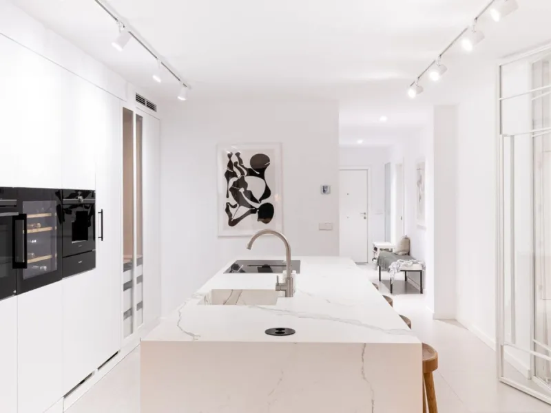 Stunning Luxury Apartment for Rent or Sale – Palacetes Los Belvederes, Nueva Andalucía