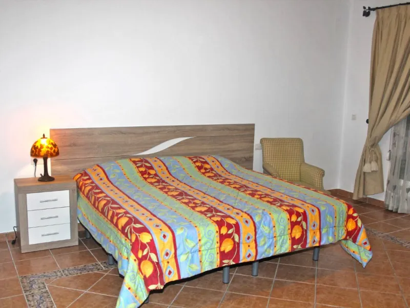 Experience pure Andalusian lifestyle and investment potential in this magnificent villa!