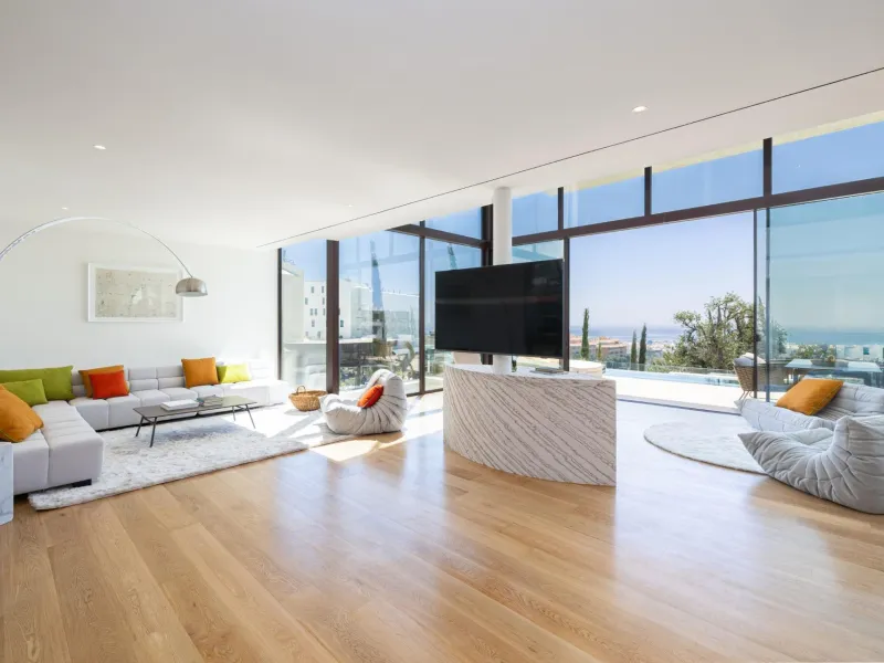 Exclusive New Build Residences in El Higuerón, Costa del Sol& & Modern Living with Panoramic Mediterranean Views& Experience luxury and comfort in this exclusive new development in El Higuerón, one of the most prestigious areas on the Costa del S