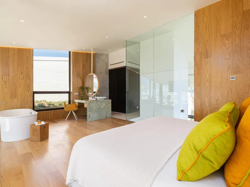Exclusive New Build Residences in El Higuerón, Costa del Sol& & Modern Living with Panoramic Mediterranean Views& Experience luxury and comfort in this exclusive new development in El Higuerón, one of the most prestigious areas on the Costa del S