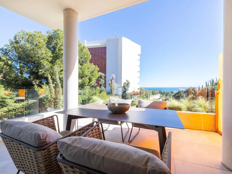 Exclusive New Build Residences in El Higuerón, Costa del Sol& & Modern Living with Panoramic Mediterranean Views& Experience luxury and comfort in this exclusive new development in El Higuerón, one of the most prestigious areas on the Costa del S