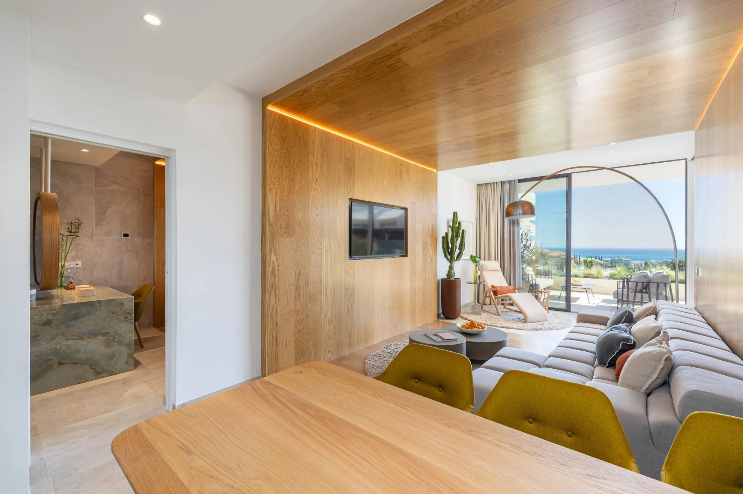 Exclusive New Build Residences in El Higuerón, Costa del Sol& & Modern Living with Panoramic Mediterranean Views& Experience luxury and comfort in this exclusive new development in El Higuerón, one of the most prestigious areas on the Costa del S