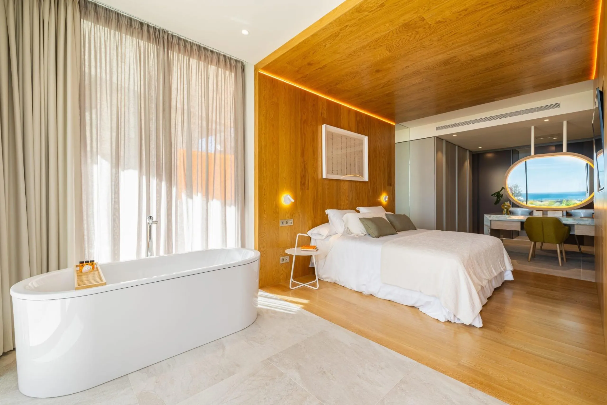 Exclusive New Build Residences in El Higuerón, Costa del Sol& & Modern Living with Panoramic Mediterranean Views& Experience luxury and comfort in this exclusive new development in El Higuerón, one of the most prestigious areas on the Costa del S