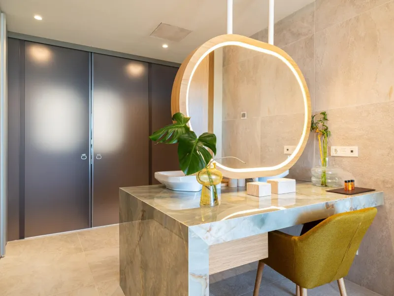 Exclusive New Build Residences in El Higuerón, Costa del Sol& & Modern Living with Panoramic Mediterranean Views& Experience luxury and comfort in this exclusive new development in El Higuerón, one of the most prestigious areas on the Costa del S