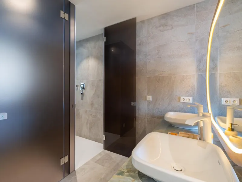 Exclusive New Build Residences in El Higuerón, Costa del Sol& & Modern Living with Panoramic Mediterranean Views& Experience luxury and comfort in this exclusive new development in El Higuerón, one of the most prestigious areas on the Costa del S