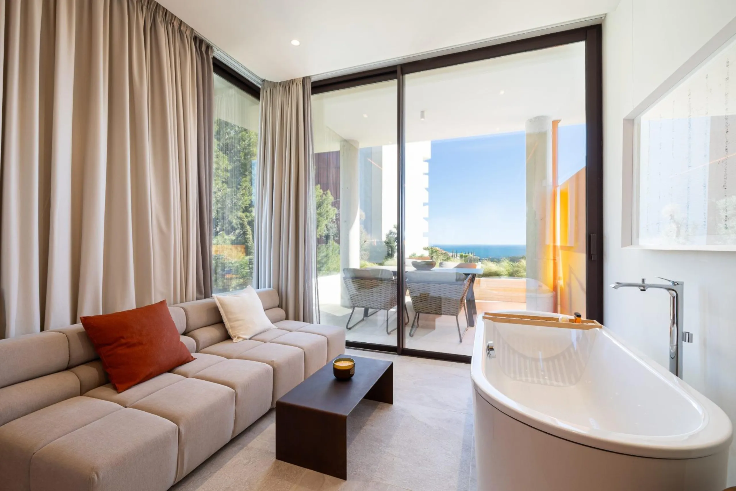 Exclusive New Build Residences in El Higuerón, Costa del Sol& & Modern Living with Panoramic Mediterranean Views& Experience luxury and comfort in this exclusive new development in El Higuerón, one of the most prestigious areas on the Costa del S