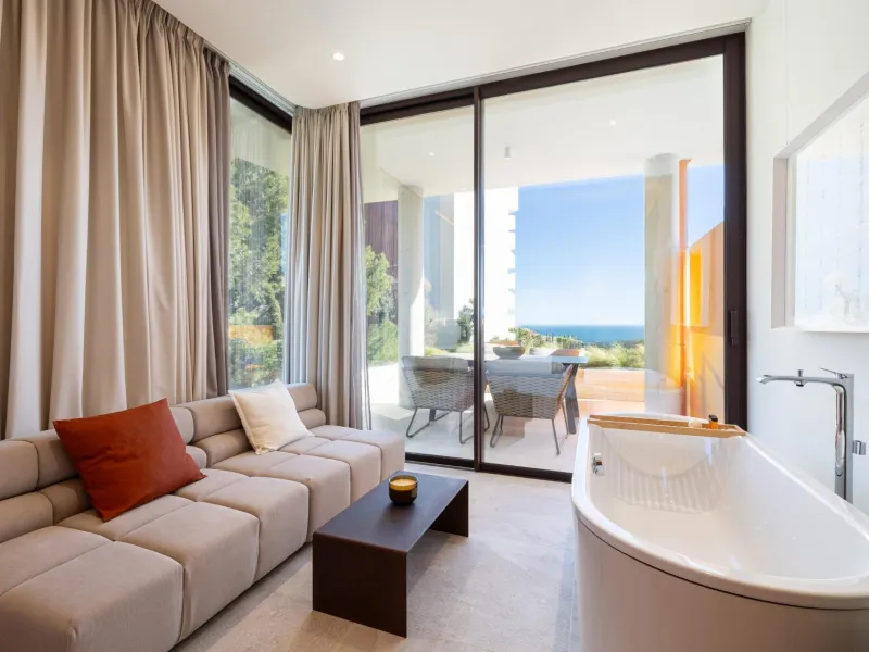 Exclusive New Build Residences in El Higuerón, Costa del Sol& & Modern Living with Panoramic Mediterranean Views& Experience luxury and comfort in this exclusive new development in El Higuerón, one of the most prestigious areas on the Costa del S